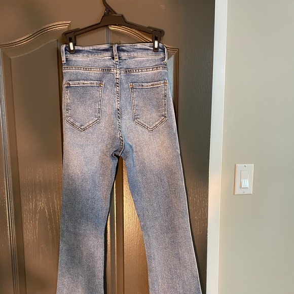 Dark wash blue jeans - Picture 2 of 3